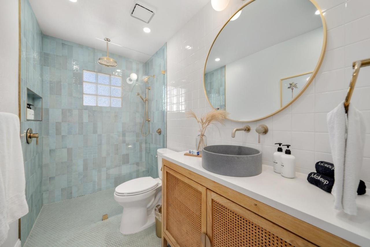 Luxury Villa 3 Blocks From The Beach With A Pool, Fire Pit And Outdoor Oasis Cape Canaveral Eksteriør bilde