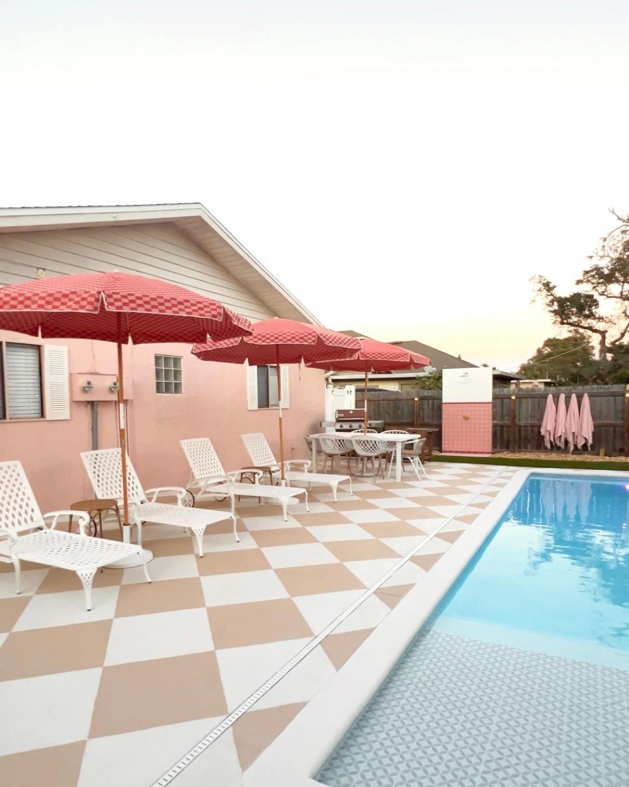Luxury Villa 3 Blocks From The Beach With A Pool, Fire Pit And Outdoor Oasis Cape Canaveral Eksteriør bilde
